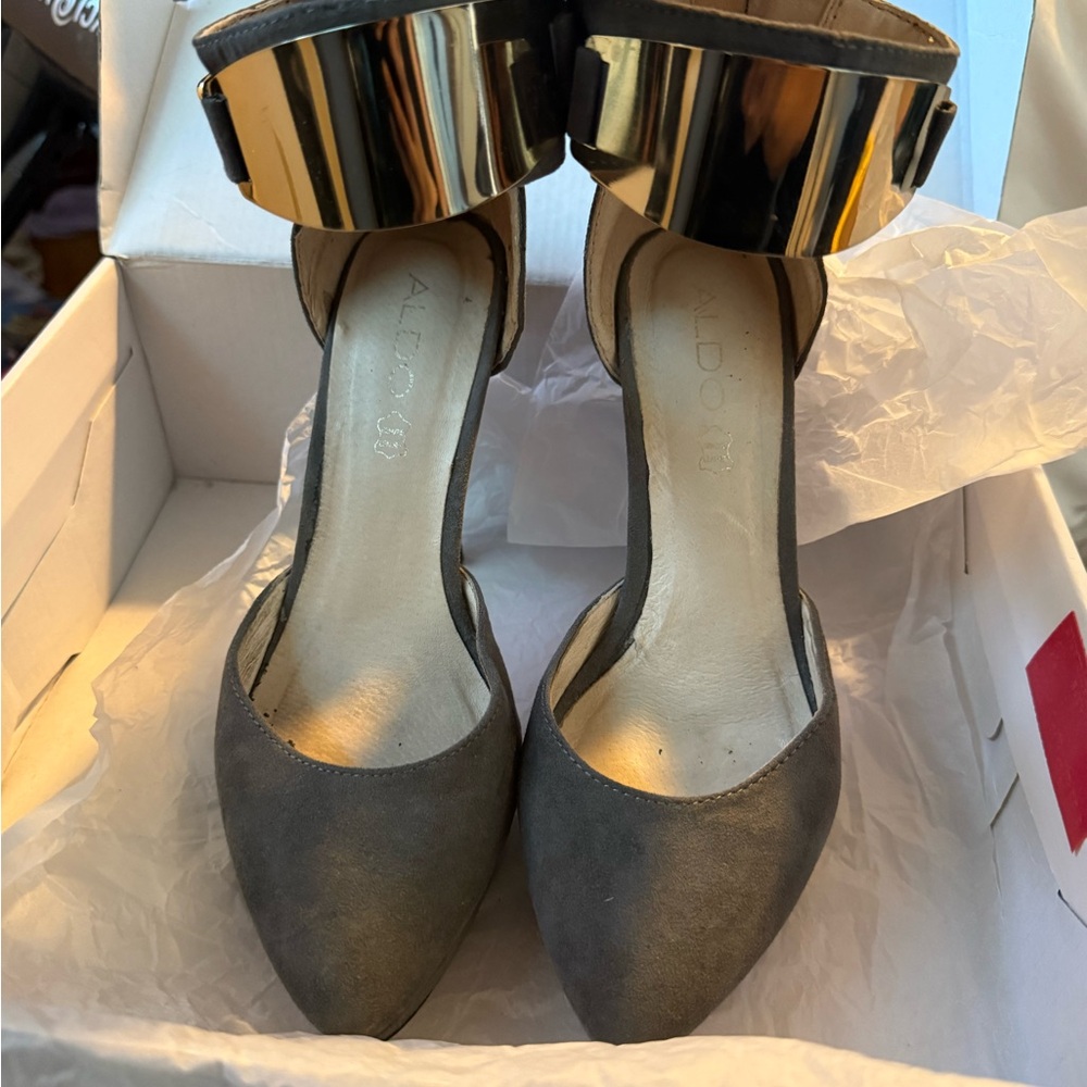 Aldo Gray and Gold Women's Heels